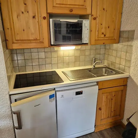 2 Pieces, Balcon Sud, Pieds De Pistes, Animaux Admis - Fr-1-811-40 *