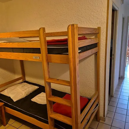 Apartment 2 Pieces, Balcon Sud, Pieds De Pistes, Animaux Admis - Fr-1-811-40